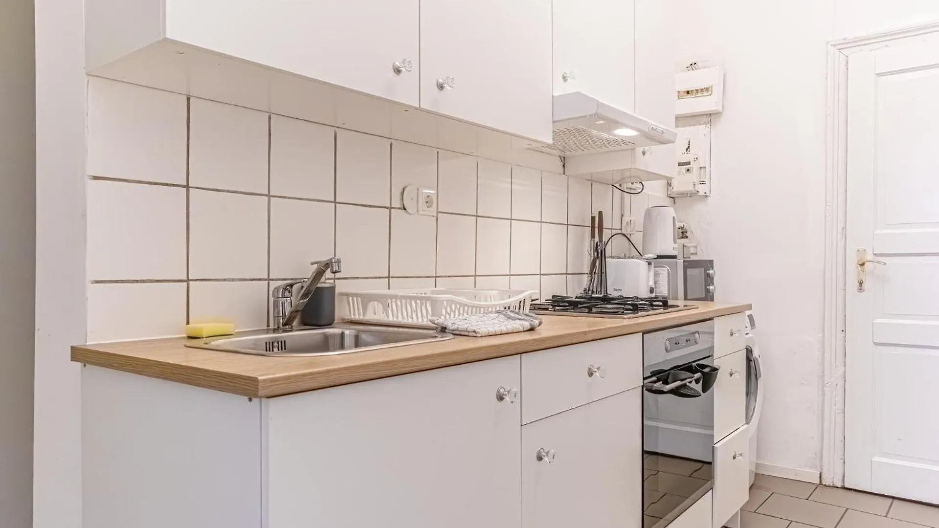 Budget-Friendly 2Br Apt With Great Location Apartment Vienna